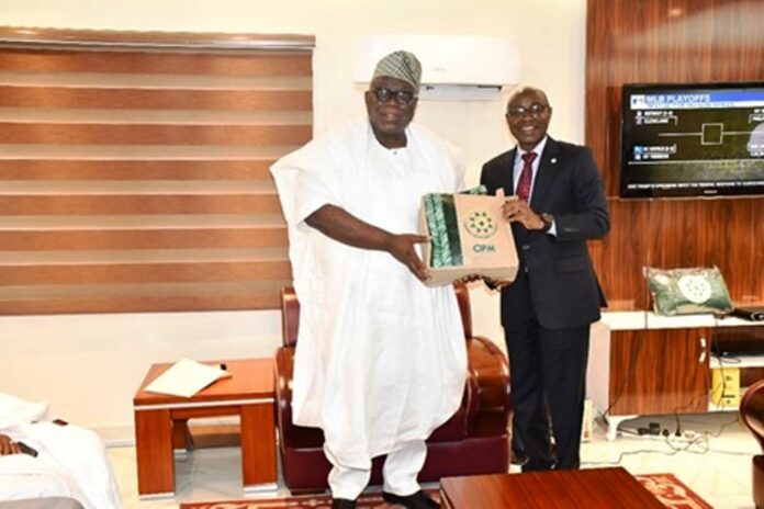 Hon. Chairman, Federal Civil Service Commission (FCSC), Prof. Tunji Olaopa (L) with Mallam Ahmed Ladan Gobir, CIPM-President and Chairman of the Governing Council during the latter’s visit to the Commission.