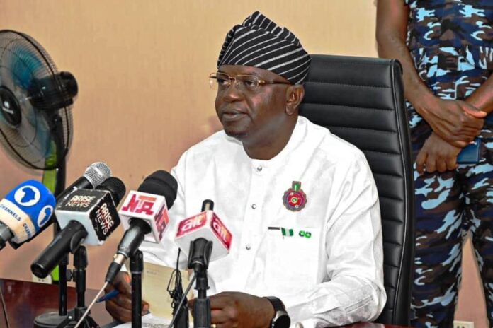 The Honourable Minister of Water Resources and Sanitation, Engr. Prof. Joseph Terlumun Utsev, briefed the press today, Friday, 15th November 2024, at the Ministry’s Conference Room in Abuja on the progress towards an Open Defecation Free Nigeria and the forthcoming World Toilet Day Celebration, scheduled for Tuesday, 19th November 2024.