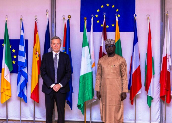 L-R: Ambassador-Designate of the EU and ECOWAS, Mr. Gautier Mignot and the Honourable Minister, Federal Ministry of Youth Development, Comrade Ayodele Olawande, during the visit to the EU Embassy in Abuja, recently.