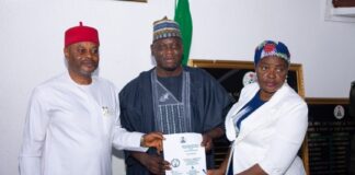 Hon. Minister of Innovation, Science and Technology, Chief Uche Geoffrey Nnaji (left) Permanent Secretary of the Ministry, Mrs. Esuabana Nko Asanye (right) and President, Nutrition Society of Nigeria Prof. Salisu Maiwada Abubakar (2nd right) during the presentation of the signed Memorandum of Understanding (MoU) to the Hon. Minister in his office Abuja.