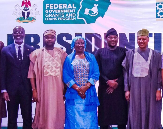 L-R: Managing Director Access Bank, Mr. Roosevelt Ogbonna; Executive Chairman Federal Inland Revenue Service: Dr. Zaach Adedeji; Permanent Secretary, Federal Ministry of Finance, Mrs. Lydia Shehu Jafiya (mni); Senior Special Assistant to the President on Job Creation and MSMEs, Mr. Tola Adekunle-Johnson and the Minister of Information and National Orientation, Mohammed Idris at the Media Activation/Town Hall Meeting on Federal Government Loan Scheme for MSMEs and Manufacturing Enterprises in Abuja on Tuesday