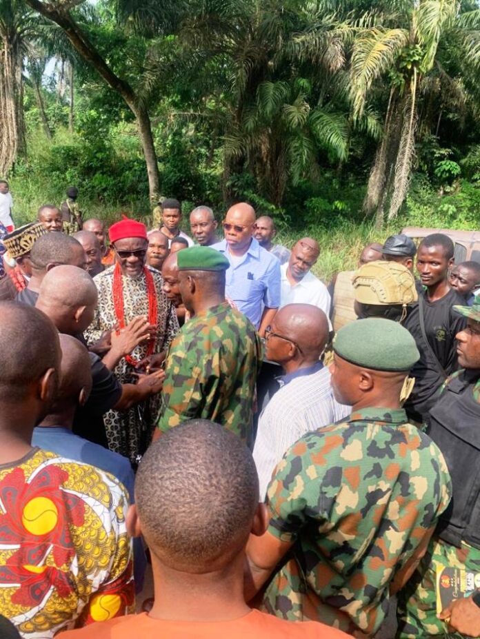 The Nigerian Army has reopened the Umuokpara-Onuimo road for Public use after days of restriction following the attack on three of its personnel last week by yet-to-be identified Gun men