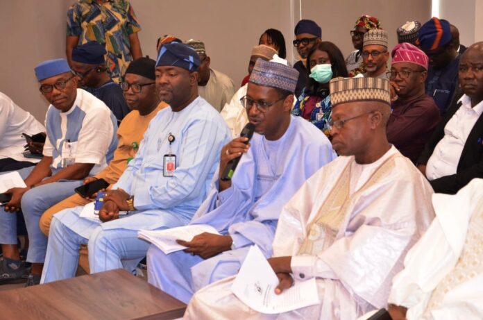 Minister for Housing and Urban Development Arc Ahmed Musa Dangiwa, and Minister of State, Rt Hon Yusuf Abdullahi Ata during an interactive session with the House of Representatives Committee on Housing and Habitat led by Hon Abdulmumini Jibrin, Thursday, November 28th, 2024.