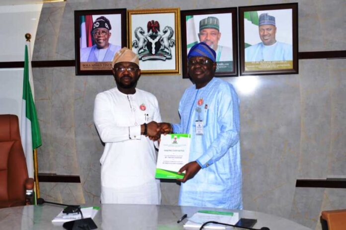 L-R, the outgoing Permanent Secretary, FMAFS, Mr Temitope Peter Fashedemi and incoming Permanent Secretary, FMAFS, Dr. Marcus Olaniyi Ogunbiyi, during the Handing over ceremony in Abuja.