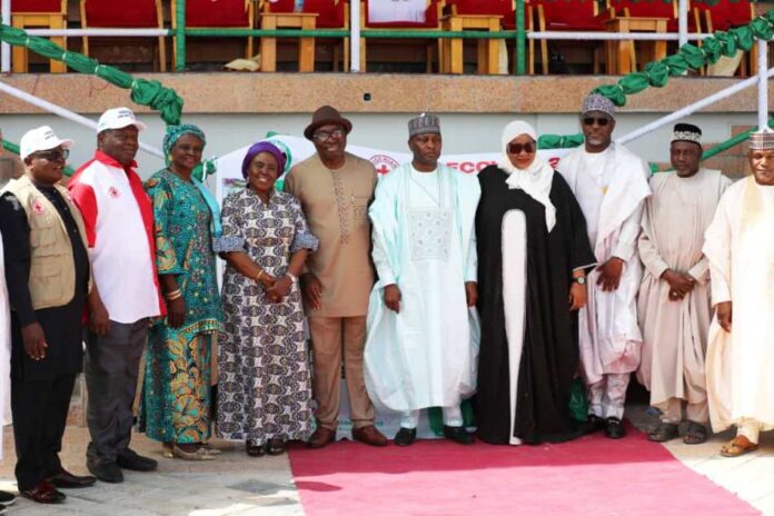 5th Left, Representative of the Minister of State Federal Ministry of Humanitarian Affairs and Poverty Reduction, the Director Humanitarian Affairs Ezulu Valentine, 6th Left, Representative of the Governor of Bauchi State the SSG, Hon Aminu Hammayo Magatakarda, 4th left Representative of the President of ECOWAS Commissioner the Director Humanitarian and Social Affairs Sintiki Tarfa Ugbe, 4th Right, Commissioner Humanitarian Affairs and Disaster Management Hon Hajara Yakubu Wanka, Director Information and Public Relations, FMHAPR, Iliya Rhoda Ishaku and other dignitaries during the grand finale of the ECOWAS EMERGENCY Response project held on Wednesday 8th January 2025 Mat Government House Bauchi State