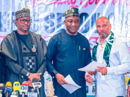 (L-r) NSC Chairman Mallam Shehu Dikko, NFF President Alhaji Ibrahim Gusau and Super Eagles chief coach Eric Sekou Chelle at Chelle's unveiling as Eagle's helmsman on Monday.