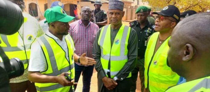 L-R, FRME Nasarawa State, Engr. Aliyu Mohammed, briefing the Hon. Minister of State for Works, Muhammad Bello Goronyo, Esq., (m), and the Managing Director/CEO, FERMA, Dr. Emeka Agbasi, FNSE (r) during the Hon. Minister’s inspection of FERMA road projects in Nasarawa State today Tuesday 18th February, 2025