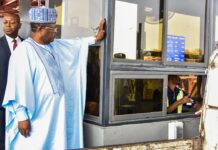 Inspection of Toll Gate at Garaku, Karu Local Government, Nasarawa State by the Hon. Minister of Works , Engr./Sen. David Nweze Umahi