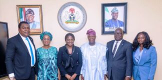 FROM LEFT TO RIGHT Eze Nwakanma - Head Agric and Non - Oil Export, Union Bank Kike Longe- S.A to the Minister Mrs Yetunde B. Oni - MD/CEO Union Bank Nigeria Wale Edun-Honourable Minister of Finance and Coordinating Minister of the Economy Mannir Ringim - Executive Director North & Public Sector Funmi Ajagbe - Group Head Public Sector Lagos & South