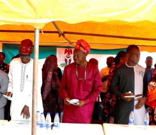 L to R, NTDA, Director Akinyele. M. Olufemi, Director Press of Federal Ministry of art Culture Tourism and creative Economy Mr Amadu Chindaya, Director in charge of the department Tourism Support Services Mr Ayodele adebanjo, David Narai and Her. Highness Dr Mrs Patricia Narai.