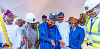 Vice President Kashim Shettima (middle); Lagos State Governor Babajide Sanwo-Olu (2nd from left); Deputy Governor of Lagos State, Obafemi Hamzat (far left); Chairman of First Bank of Nigeria Holdings, Femi Otedola (3rd from right); Managing Director/Chief Executive Officer (MD/CEO) of First Bank, Olusegun Alebiosu (2nd from right); and Ondo State Governor Lucky Aiyedatiwa (far right) during the groundbreaking and official foundation-laying ceremony of First Bank of Nigeria’s (FBN) new 40-story headquarters in Eko Atlantic City, Lagos, on Wednesday, 05/03/2025.