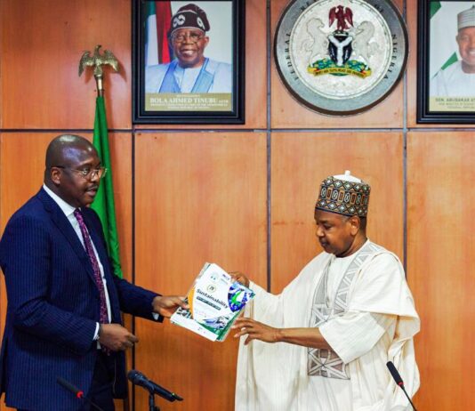 President, Abuja Chamber of Commerce and Industry, Dr. Emeka Obegolu SAN (left) and Minister of Budget and Economic Planning, Senator Abubakar Bagudu, during the visit of the ACCI to the Ministry in Abuja, yesterday