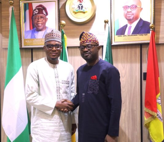 R-L: Hon. Minister of Interior, Dr. Olubunmi Tunji-Ojo and President, Nigeria Computer Society, Dr. Muhammad Sirajo Aliyu during the courtesy visit to the Minister of Interior.