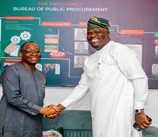 Director-General, BPP Dr. Adebowale A. Adedokun, FCIPS, ACFE; in a welcome handshake with his guest, Engr. Michael Oluwagbemi, the Program Director/Chief Executive Officer, Presidential Compressed Natural Gas Initiative (PCNGI).