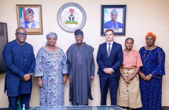 FG and PROPCOM+ FROM LEFT TO RIGHT 1. Dr. Ify Isiekwe 2. Fadekemi Abiru- Economist/FCDO 3. Wale Edun-Honourable Minister of Finance and Coordinating Minister of the Economy 4. Nicholas Baynham- FCDO 5. Adiya Ode- Propcom+ 6. Gloria Ekpo- Propcom+