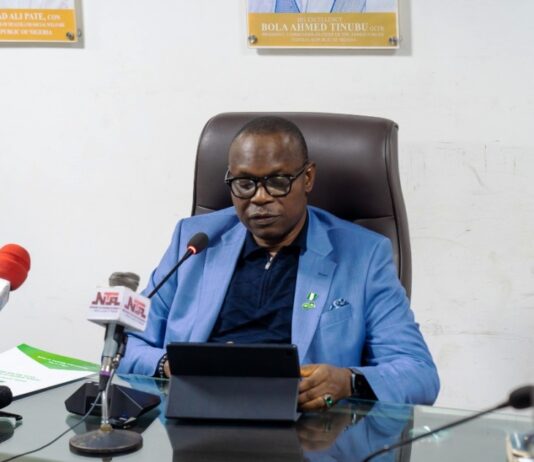 The Honourable Minister of State for Health & Social Welfare Dr. Iziaq Adekunle Salako addressing members of the Ministerial Committee for the development of phytomedicine value chain and officially announcing it's inauguration.