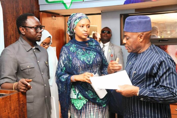 PIX I NYSC COMMITTEE L-R: The Honourable Minister, Federal Ministry of Youth Development, Comrade Ayodele Olawande, the Special Adviser to the President on Policy and Coordination, Hajiya Hadiza Bala Usman, and the Honourable Minister, Federal Ministry of Education, Dr. Maruf Tunji Alausa, during the inauguration of the NYSC Reform Committee.