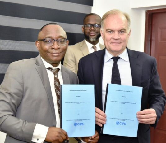 L-R: Director-General, Bureau of Public Procurement (BPP) Dr. Adebowale A. Adedokun, FCIPS, ACFE, and the Chief Executive Officer, Chartered Institute of Procurement and Supply (CIPS) UK, Mr. Ben Farrel displaying copies of Memorandum of Understanding (MoU) signed by the BPP and CIPS during the CIPS Team visit to BPP in Abuja