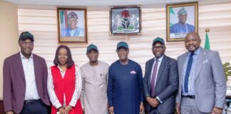 FROM LEFT TO RIGHT: Dr. Igo Weli - General Manger Relations and Sustainable Development, Mrs Onyekachi Igwe :Government Relations, Wale Edun : Honourable minister For Finance and Coordinating Minister of the Economy, Dr. Layi Fatona: Chairman, Engr Tony Attah: MD/CEO, Temitope :Special Adviser to the Minister of Finance