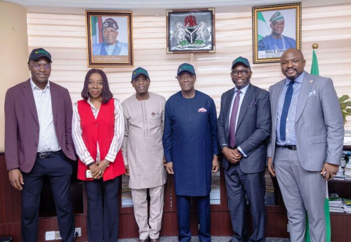 Renaissance Africa Energy FROM LEFT TO RIGHT: Dr. Igo Weli - General Manger Relations and Sustainable Development, Mrs Onyekachi Igwe :Government Relations, Wale Edun : Honourable minister For Finance and Coordinating Minister of the Economy, Dr. Layi Fatona: Chairman, Engr Tony Attah: MD/CEO, Temitope :Special Adviser to the Minister of Finance