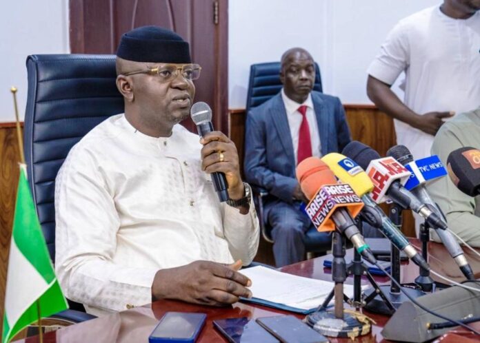 The Honourable Minister of Water Resources and Sanitation, Engr. Prof. Joseph Terlumun Utsev The Honourable Minister of Water Resources and Sanitation, Engr. Prof. Joseph Terlumun Utsev, FNSE, briefing the press today at the Ministry’s Conference Room in Abuja on the prevailing flood situation across the country, with particular emphasis on the recent Mokwa flood incident in Niger State and a renewed call to action based on the 2025 Annual Flood Outlook (AFO).