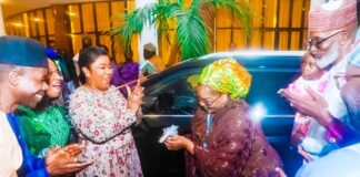 Engr. Dr. Bahijjahtu Abubakar being presented with the key to a SUV(JAC) 4,2024 model, by the Head of the Civil Service of the Federation, Mrs Didi Esther Walson-Jack, OON, mni, at the 2025 Federal Civil Service Rewards and Recognition Awards Ceremony, in Abuja.