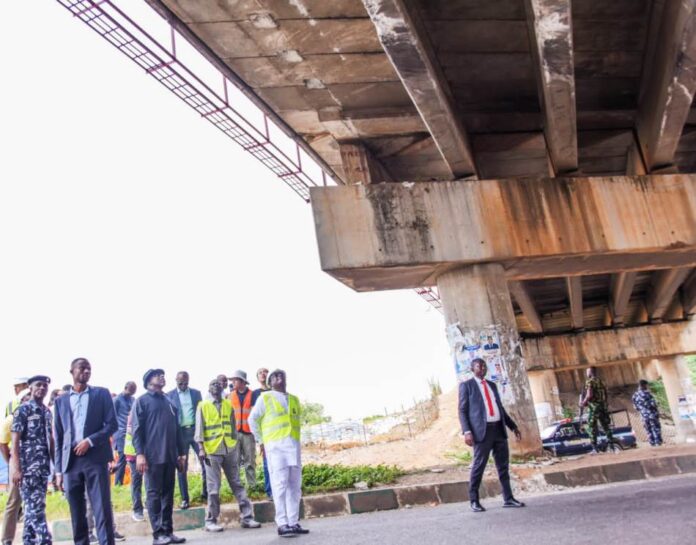 The Honourable Minister of works, Engr./Sen. Nweze David Umahi inspect fall out slap Keffi bridge today, 20th July, 2025