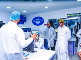 Demonstrating Public-Private Partnerships in the Health Sector: Honourable Minister of State for Health & Social Welfare Dr. Iziaq Adekunle Salako visited Everight Diagnostic & Laboratory Services Ltd., undertaking a tour of its facilities.