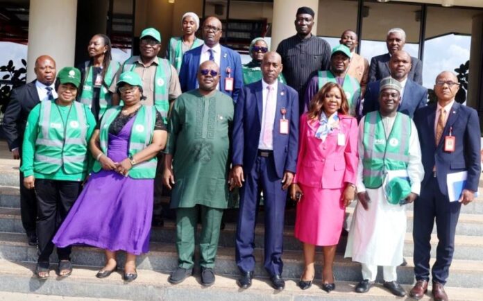FMSDIGA Seeks EFCC Collaboration A group photograph of Directors from FMSDIGA and EFCC, with the PS of FMSDIGA Dr. Onwusoro Maduka Ihemelandu 3rd left and the Secretary of the EFCC, Mr. Mohammad Hammajoda 4th left at EFCC headquarters