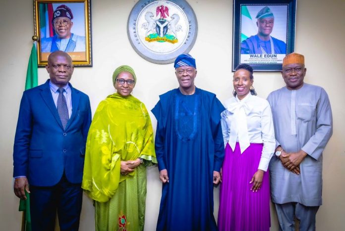 Nigeria's Development Agenda L-R 1. The Permanent Secretary Special Duties Federal Ministry of Finance Mr Raymond Omenka Omachi 2. The Executive. Director for Angola, Nigeria and South Africa (ANSA) Constituency at the World Bank, Mrs Zainab Shamsuna Ahmed 3. The Honourable Minister of Finance and Coordinating Minister of the Economy Mr Wale Edun. 4. The Special Adviser to the President on Finance and Economy Mrs Sayande Okoli and 5. Director, International Economic Relations (IER-FMF), Federal Ministry of Finance Mr George Stanley, in a group photograph shortly after the meeting with the ED, at the Ministry’s Headquarters, Abuja, weekend.