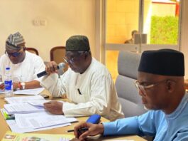 L-R: Hon. Nathaniel Adojutelegan, Federal Commissioner Ondo State; Hon. Mohammed Kabeer Usman, Federal Commissioner Gombe State and Chairman of Remuneration and Monetisation Committee, RMAFC; and Dr. Tanimu Adamu Aliyu, Director Fiscal Efficiency RMAFC and Secretary to the Committee at the RMAFC Retreat in Kano for the Harmonisation of Reports of the Reviewed Remuneration Package for Public Office Holders