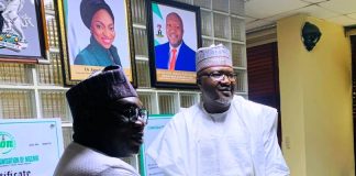 Director-General MCO, Engr. Obadiah Simon Nkom receiving a plaque award presented by the Registrar-General of the Corporate Affairs Commission (CAC), Hussaini Ishaq Magaji, SAN during a courtesy visit by MCO officials to CAC on Tuesday 2nd September 2025, held at CAC headquarter, Abuja.