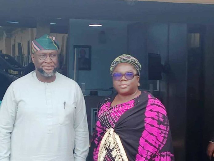 Mrs Ngozi Akinbodewa Mrs Ngozi Akinbodewa, Head of the SERVICOM PRESIDENCY Office and Dr Lukman Eniola, Director Human Resource Management and Administration ( FAAN)