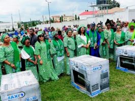 First Lady, Senator Oluremi Tinubu Empowers 500 Ekiti Women With Business Tools