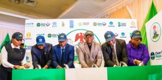 Symbolic handwashing ceremony by the Honourable Minister of Water Resources and Sanitation, Engr. Prof. Joseph Terlumun Utsev (3rd right), and other dignitaries during the 2025 Global Handwashing Day Commemoration held in Abuja today.