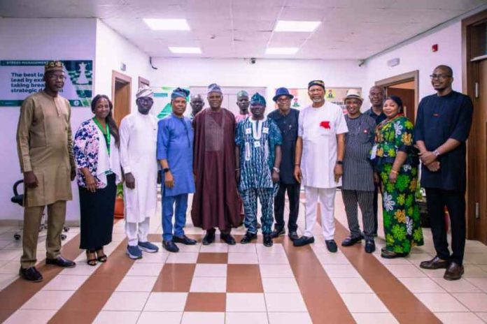 FG Open To Collaboration With Genuine Private Sector