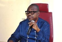 The Acting National Coordinator CEO SERVICOM PRESIDENCY, Mr Anthony Olugbenga Oshin addressing the Nodal Officers today during the SERVICOM Charter Performance Reporting Meeting.