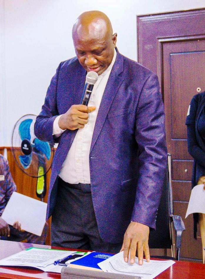 Mr. Moses Jo Madugu, Director overseeing the Office of the Permanent Secretary, delivered the welcome address on behalf of the Permanent Secretary during the press briefing to commemorate the 2025 Global Handwashing Day.
