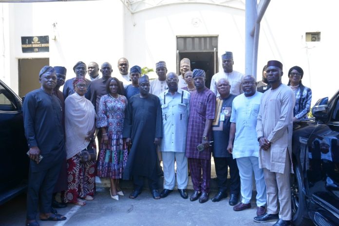 The Minister's representative, Director, Federal Department of Fishery and Aquaculture, Federal Ministry of Marine & Blue Economy (FMMBE), Wellington Omoragbon (6th l, front row), Head, Maritime Services Department, (FMMBE) Olusanya Immanuel (4th r, front row), Deputy Director, Public Private Partnership, FMMBE, Bernard Aleato and Director, Inland Transport Service, Nigerian Shippers' Council, Ahmadu Garta (3rd r, front row) with other Stakeholders.