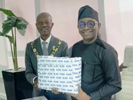 Right: Director-General, Bureau of Public Procurement (BPP) Dr. Adebowale A. Adedokun, FCIPS, CMILT, ACFE, being Presented with a souvenir by the President/Chairman of Council, Institute of Chartered Accoutant of Nigerian (ICAN), Mall. Haruna Nma Yahaya, mni, Ph.D, during the ICAN visit to BPP in Abuja