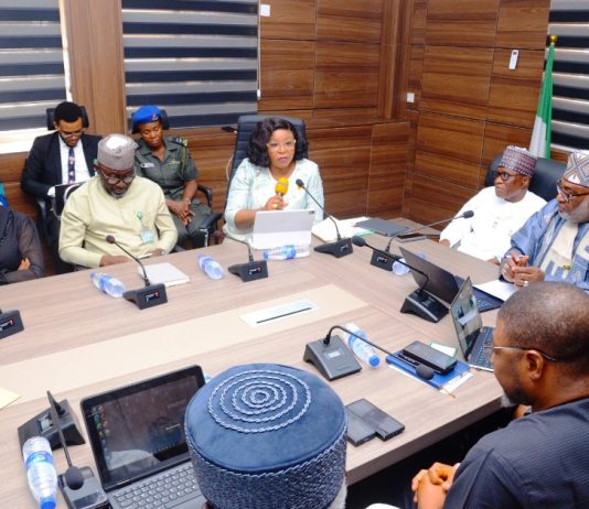 THE HOS.MRS DIDI-WATSON JACK GIVING HER REMARKS DURING THE ECM OFFICIAL LAUNCH.