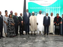 From L/R Co-chairman FJRCC Prof Muhammad Tabiu SAN, HON.HAGF and Minister of Justice Lateef Fagbemi SAN, and the Governor of Nasarawa stae hisExcellency Abdulahi sule and the Deputy Governor of Nasarawa state Dr Agbadu Akabe and the chief judge of Nasarawa state HON. Justice Aisha Bashir and the Attorney General of Nasarawa State BAR. Isaac Danladi snd participants in a group photograph during the Network of Reform teams conference lafiya Nasarawa State 28th November 2025.