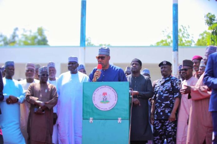 Zulum Shares 63 Patrol Vehicles To Combat Criminality In Maiduguri
