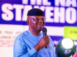The Honourable Minister of Water Resources and Sanitation, Engr. Prof. Joseph Terlumun Utsev, FNSE, presenting the Ministry’s achievements and updates on ongoing projects and programmes during the Ministry’s Citizens and Stakeholders’ Engagement held in Abuja today.