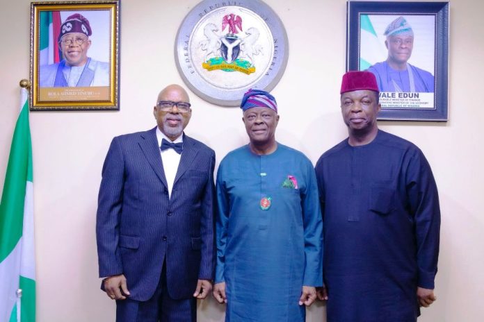 FG Reiterates Support For Institutions From Left - Right - DIG Taiwo Lakanu (DIG rtd) - Permanent Member of Board, Wale Edun, Honourable Minister of Finance and Coordinating Minister of the Economy, Chief Onyemuche Nnamani - Secretary, Police Service Commission.