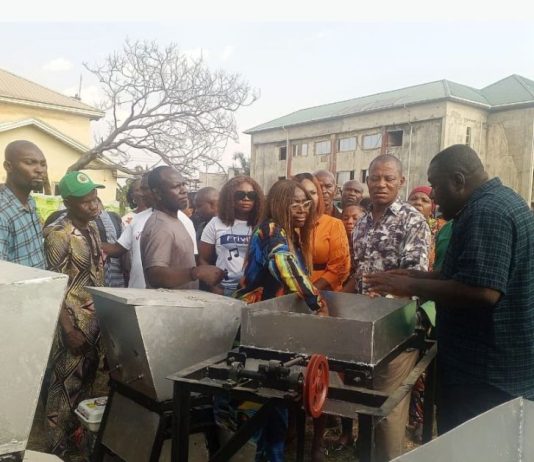 FGNIFAD-VCDP Distributes N310m Agro-processing Equipment To Youths, Women In Anambra