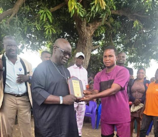 IDPs Honour Benue SEMA Permanent Secretary, for Exemplary Humanitarian Leadership
