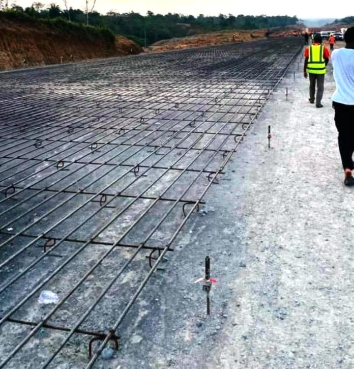 Lagos - Calabar Coastal Highway: Minister and Other Stakeholders Visit Progress on Akwa Ibom and Cross River Sections