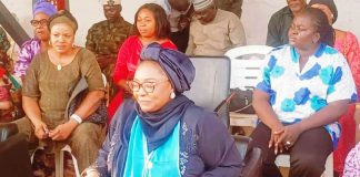 The Honourable Minister of Women Affairs and Social Development, Hajiya Imaan Suleiman-Ibrahim, fsi, in a group photograph with the Beneficiaries of the Renew Hope Food and Economic empowerment Interventions to women, families and households across communities held at FMWASD Headquarters, Abuja.