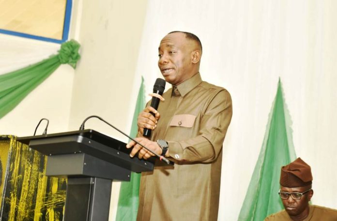 Director-General, Bureau of Public Procurement (BPP), Dr. Adebowale A. Adedokun, FCIPS, FCILT, ACFE delivering his keynote address during the BPP 2025 Batch B Mandatory Continuous Public Procurement Capacity Development Training Programme (MCPPCDTP) for Public Procurement Officers in Federal Ministries, Departments, Agencies, Commissions & Parastatals held at the Petroleum Technology Development Fund (PTDF) Skills Acquisition Centre, Portharcourt-Owerri Road, Igwuruta, Airport Road, Rivers State